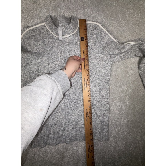 Athleta Sweater Women Small Gray Merino Wool Transit Crewneck Pullover - Picture 7 of 7